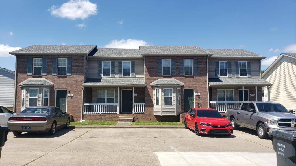 Townhouse for rent at 231 State Line Rd, Oak Grove, KY 42262