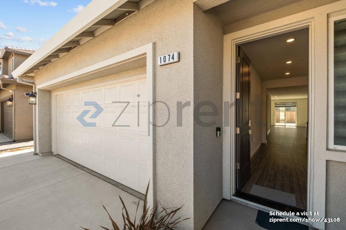 1074 Osprey Dr, Lathrop, CA 95330