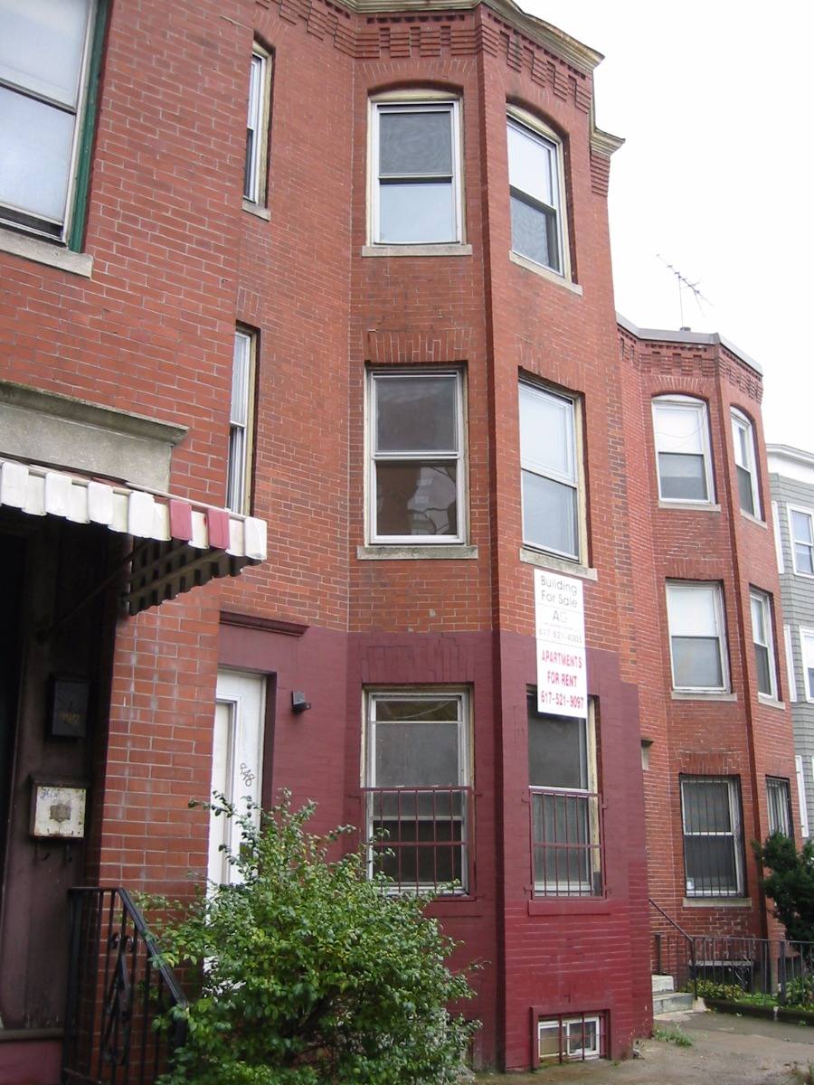 Apartment for rent at 848 Huntington Ave #2, Boston, MA 02115