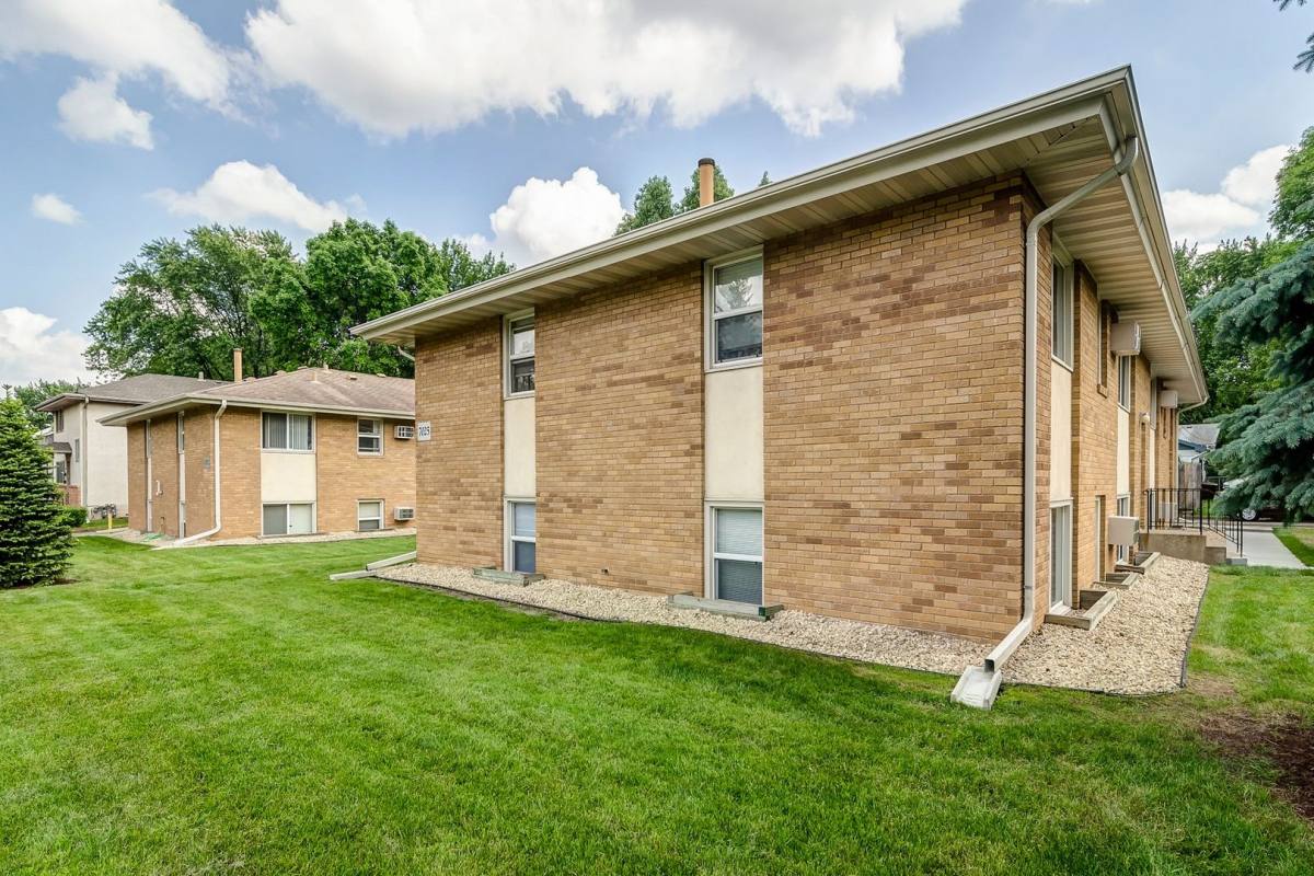 Apartment for rent at 7017 36th Ave N, Minneapolis, MN 55427