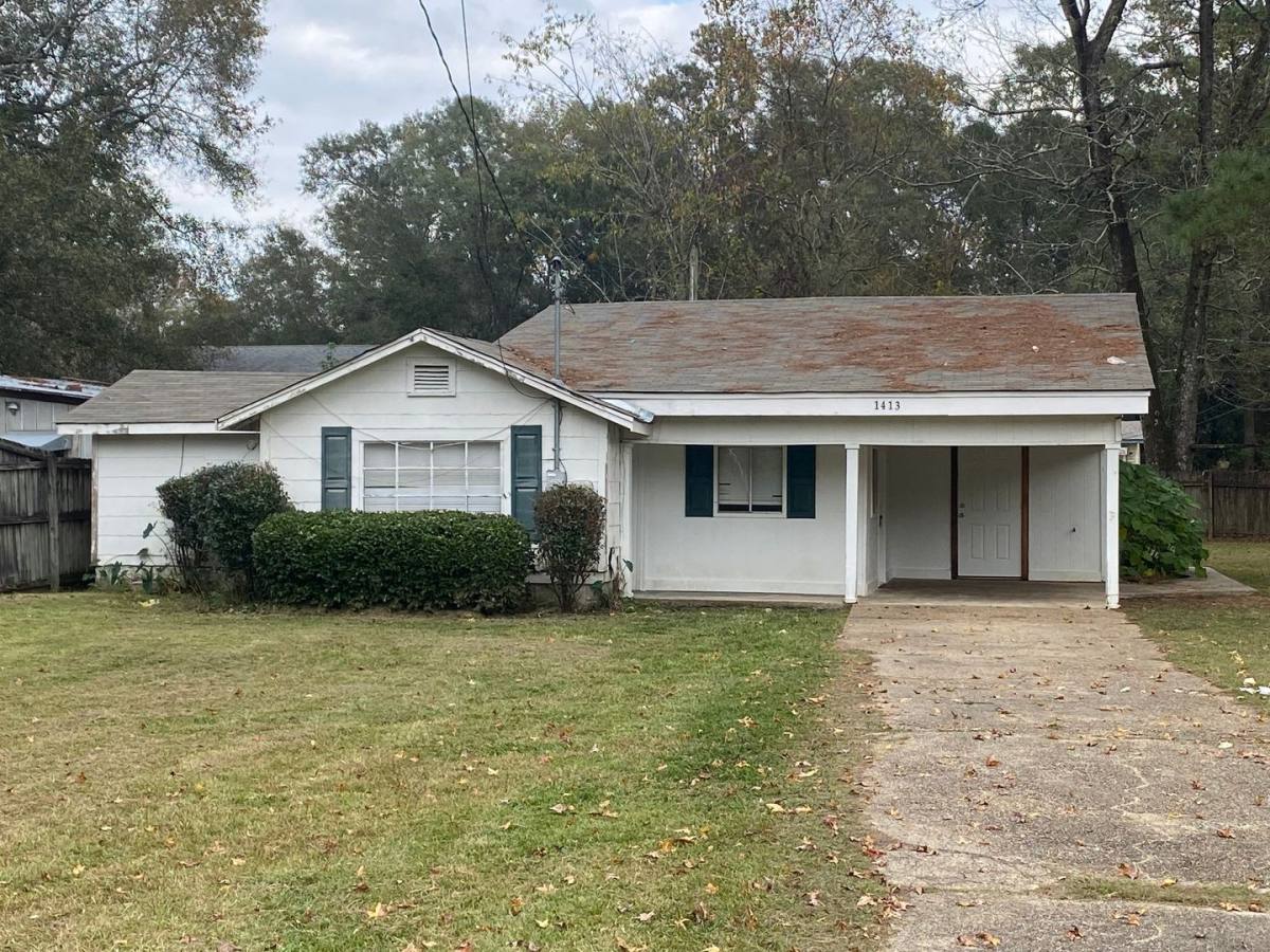 House for rent at 1413 Aztec St, Hattiesburg, MS 39401