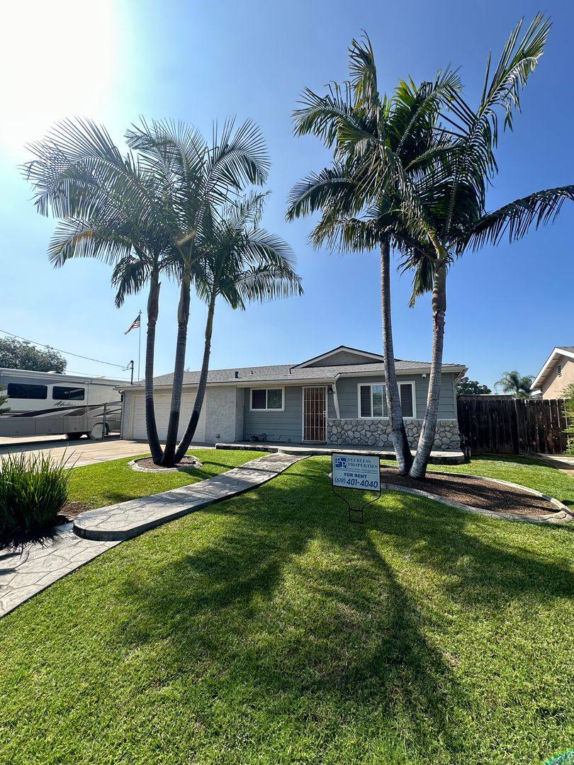 House for rent at 13013 Shenandoah Dr, Lakeside, CA 92040