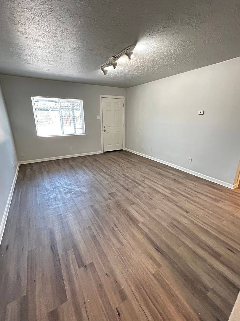 Apartment for rent at 210 Cornell Dr SE, Albuquerque, NM 87106