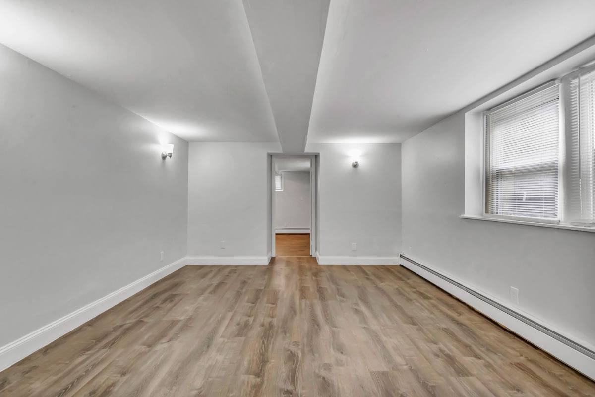 Apartment for rent at 109 Dwight St, New Haven, CT 06511