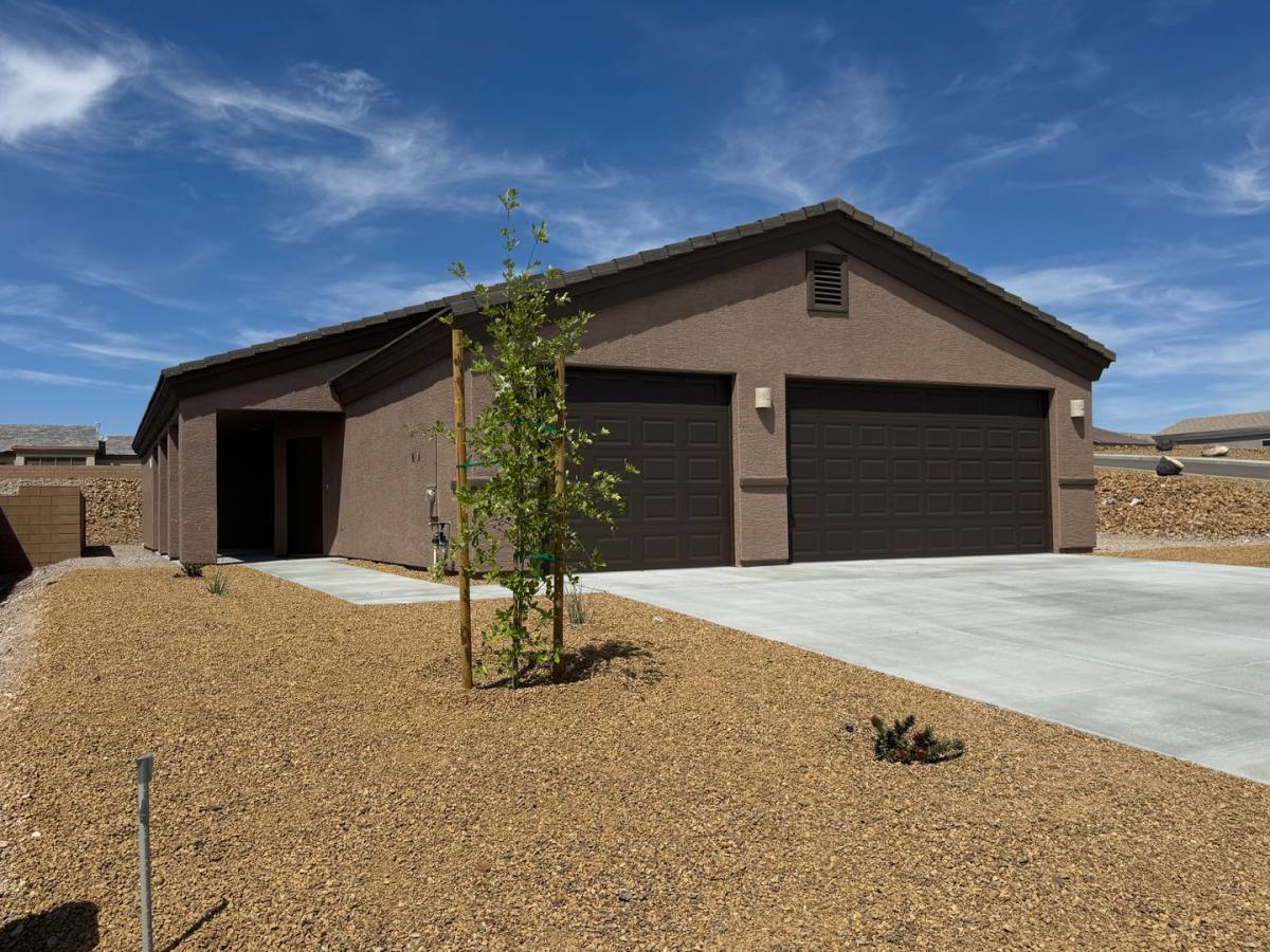 House for rent at 2645 Cross Timbers Trail, Bullhead City, AZ 86442