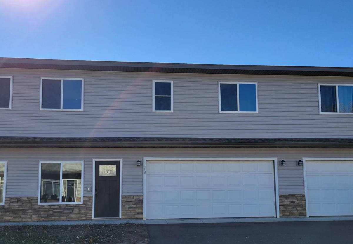 Townhouse for rent at 418 Sierra Place, Roberts, WI 54023