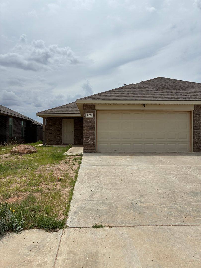 Apartment for rent at 11904 Evanston Ave, Lubbock, TX 79424