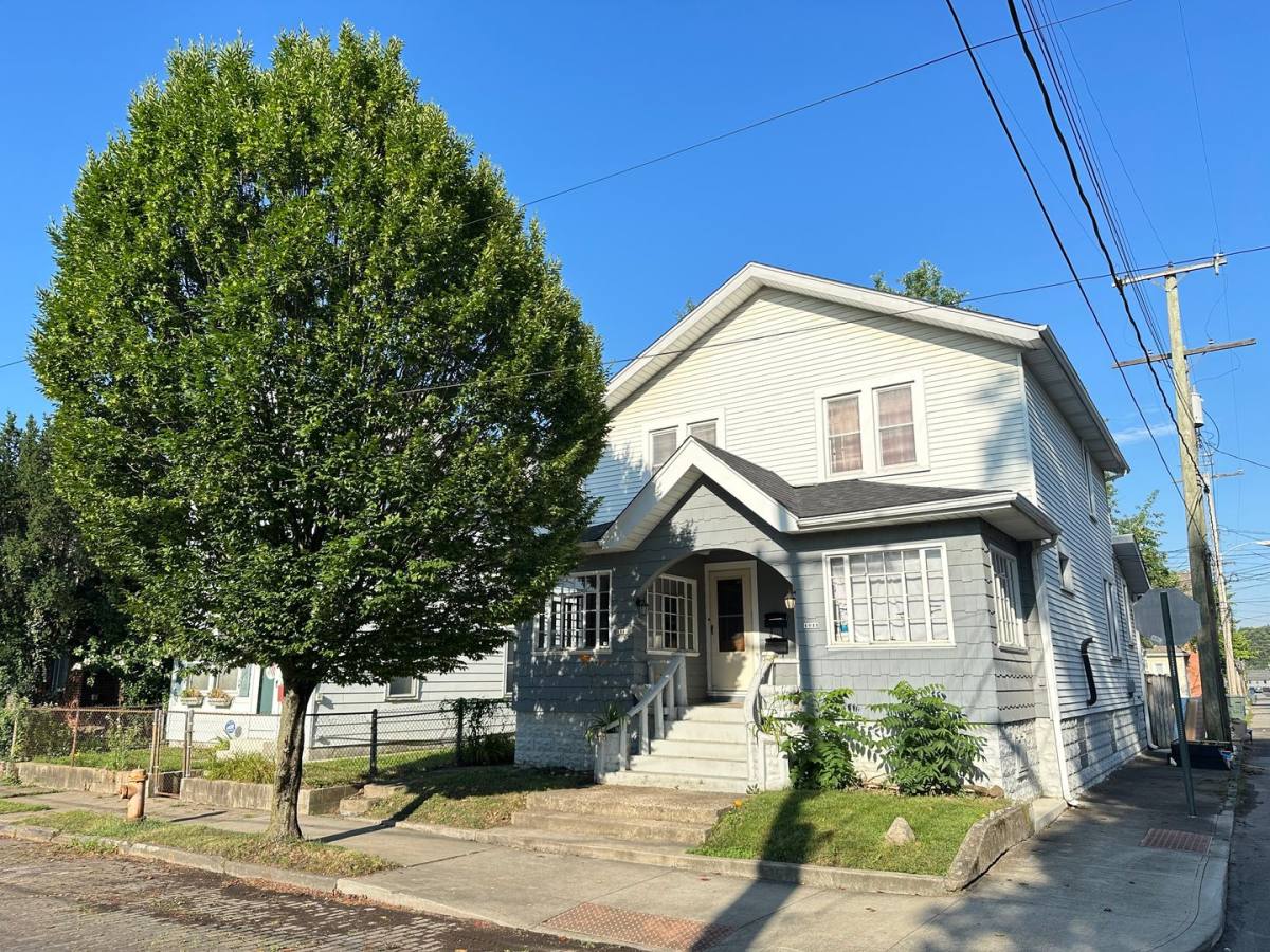 Apartment for rent at 1041 S Washington St, Columbus, OH 43206
