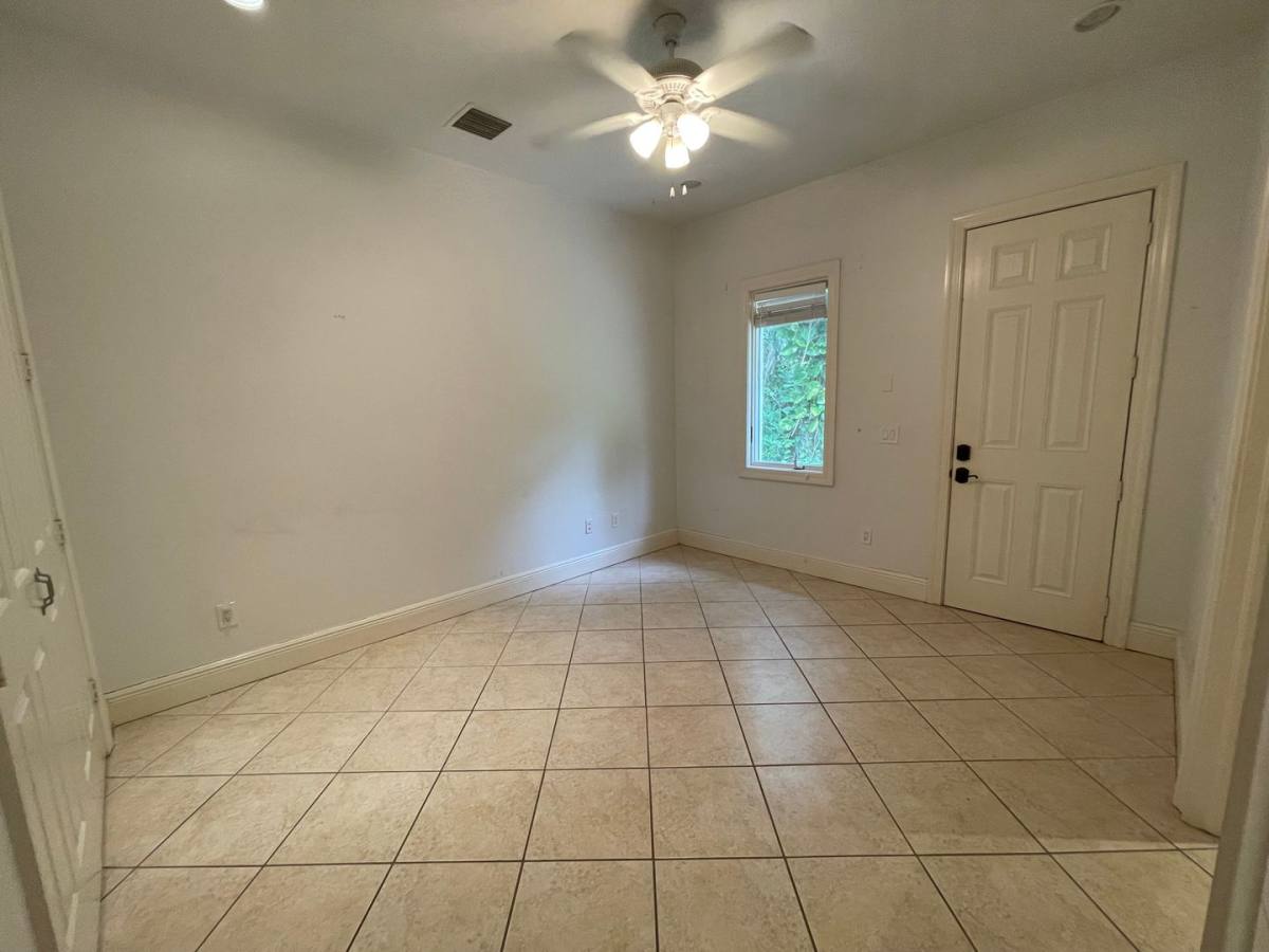 Apartment for rent at 4116 15th Ave, Naples, FL 34116