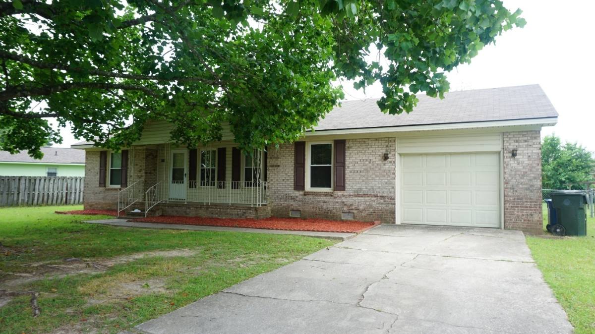 House for rent at 6519 Gristmill Rd, Fayetteville, NC 28314