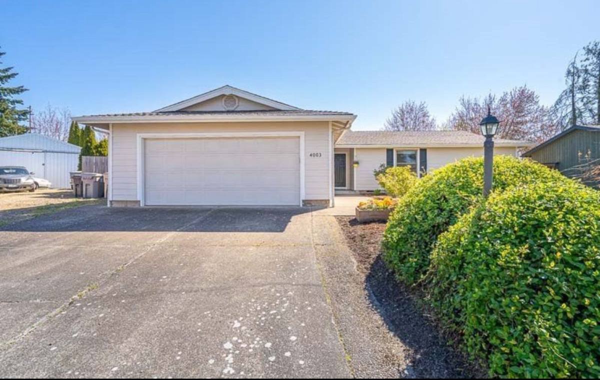 House for rent at 4003 Evergreen St SE, Albany, OR 97322