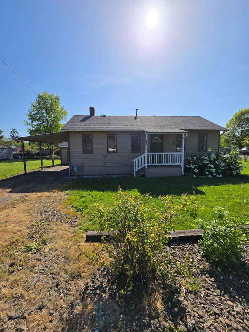 House for rent at 625 Templeton St, Brownsville, OR 97327