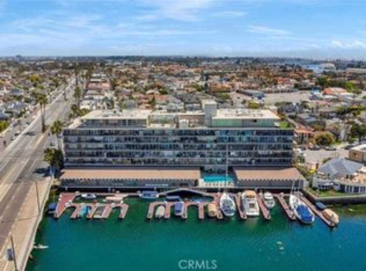 Condo for rent at 5400 E The Toledo, Long Beach, CA 90803
