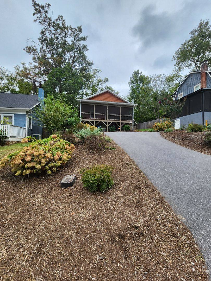 House for rent at 166 Laurel Loop, Asheville, NC 28806