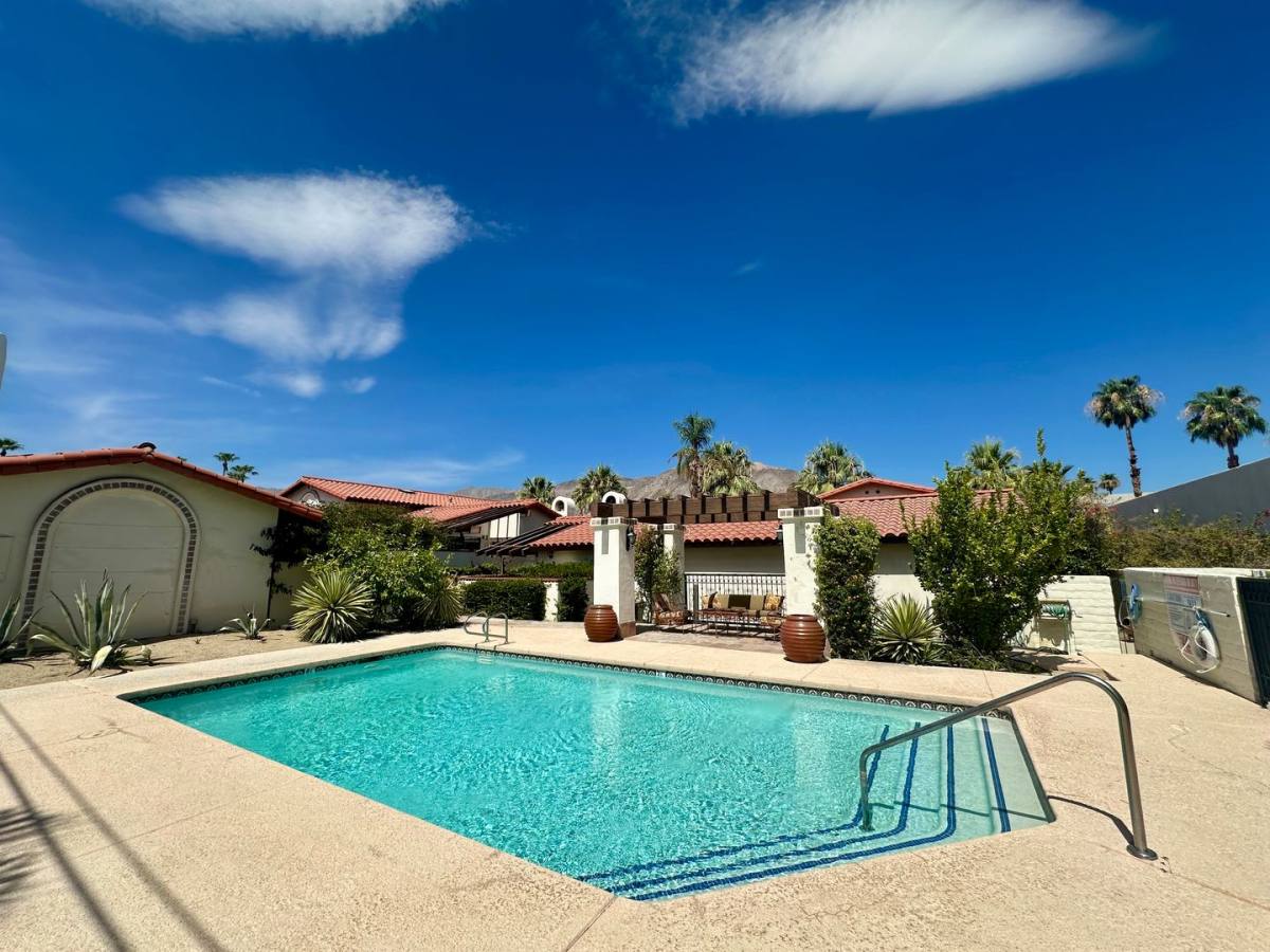 Condo for rent at 45550 Ocotillo Dr E, Palm Desert, CA 92260