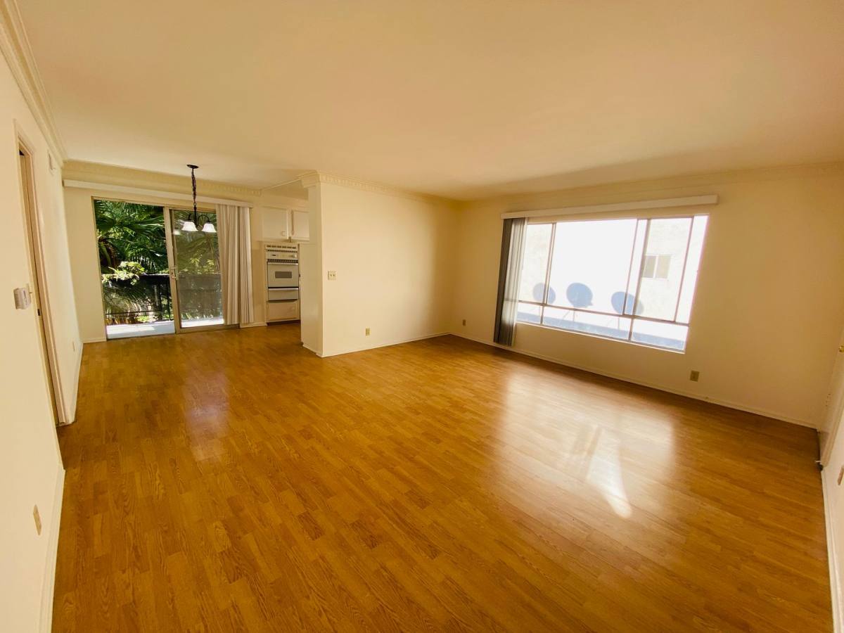 Apartment for rent at 1416 N Martel Ave, Los Angeles, CA 90046