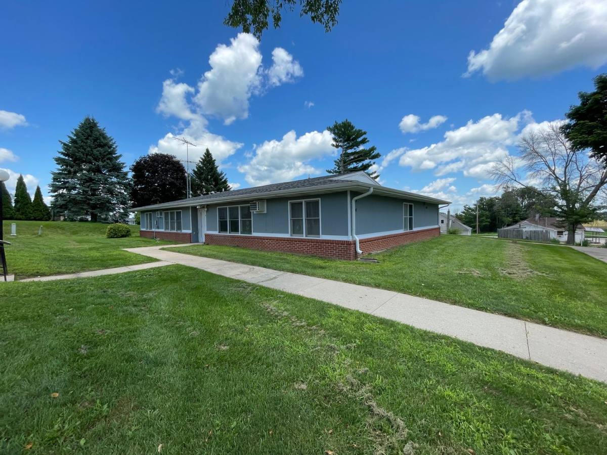 Apartment for rent at 505 Barclay St, Union, IA 50258
