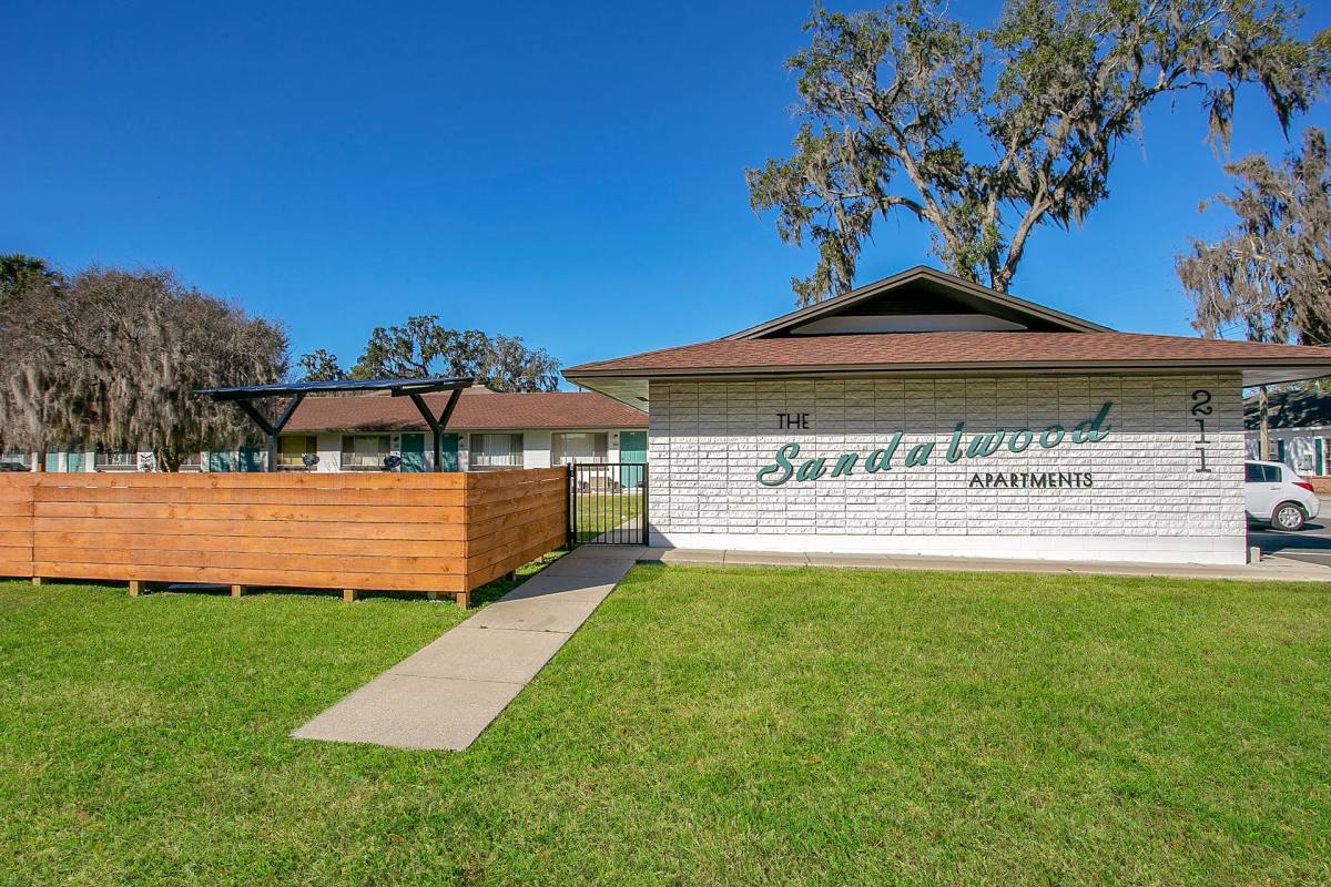 Apartment for rent at 211 SW 8th St, Ocala, FL 34471