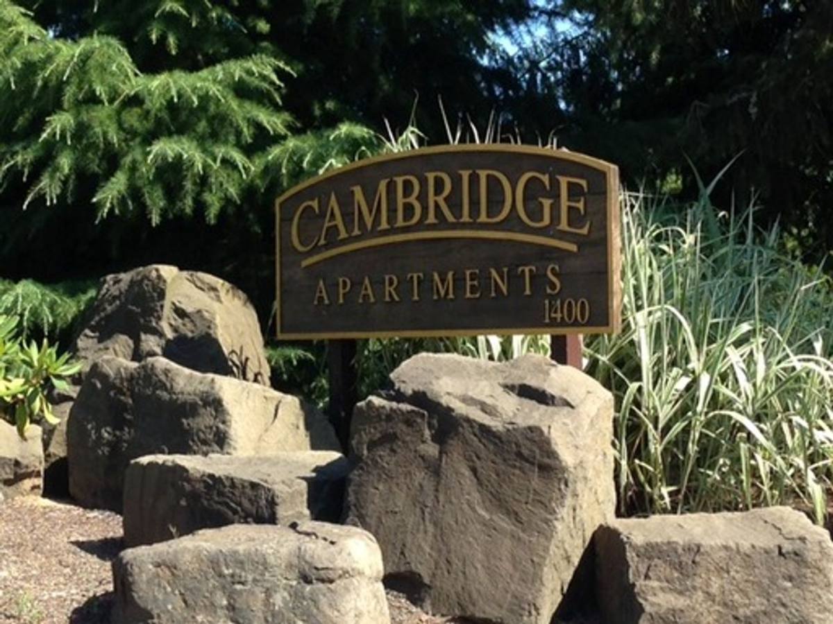 1400 Applegate St, Philomath, OR 97370