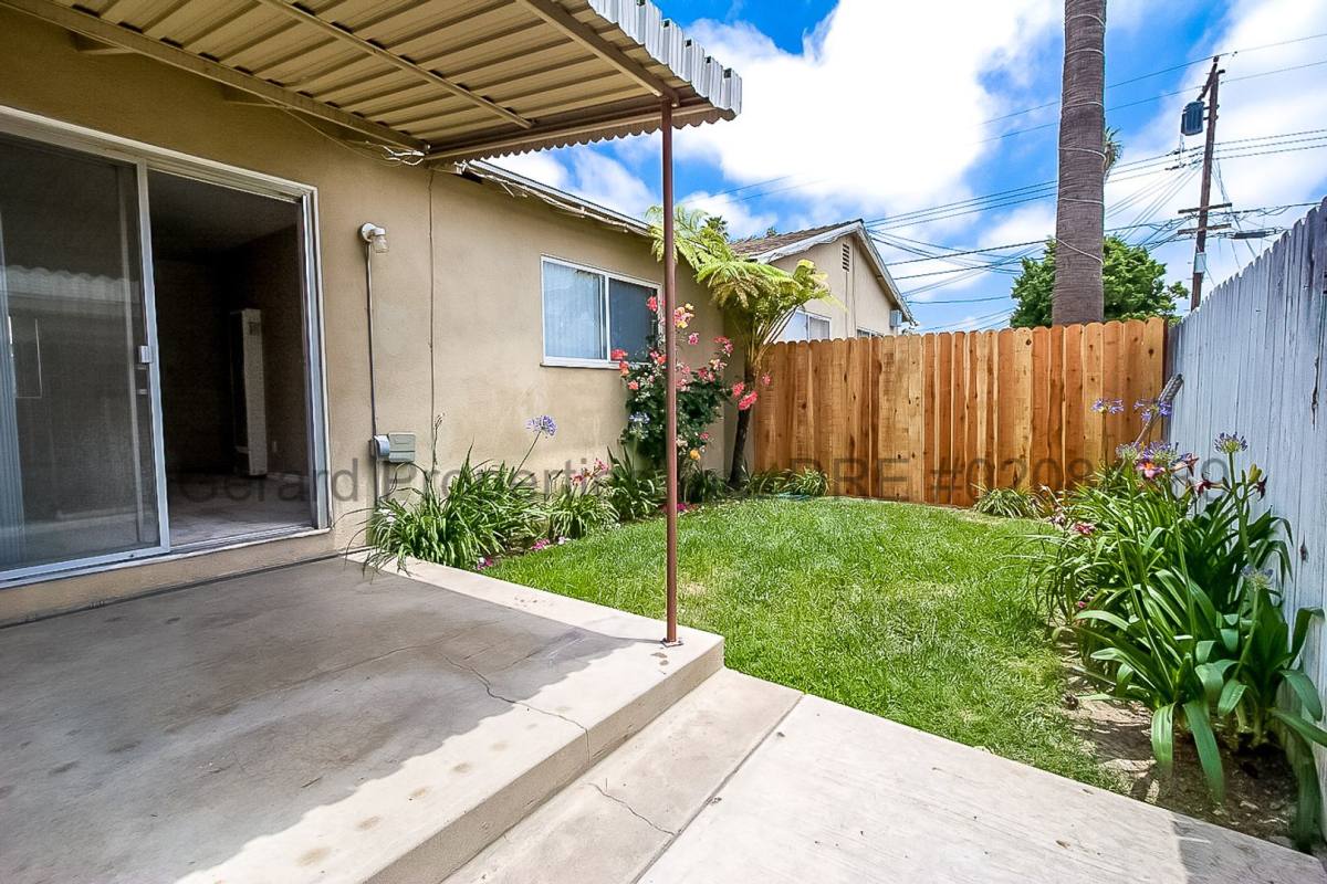 Apartment for rent at 227 S Oak St, Orange, CA 92866