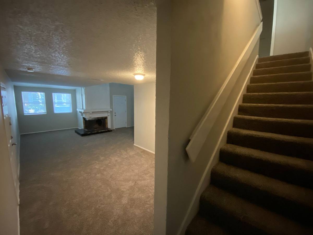 House for rent at 9696 Walnut St, Dallas, TX 75243