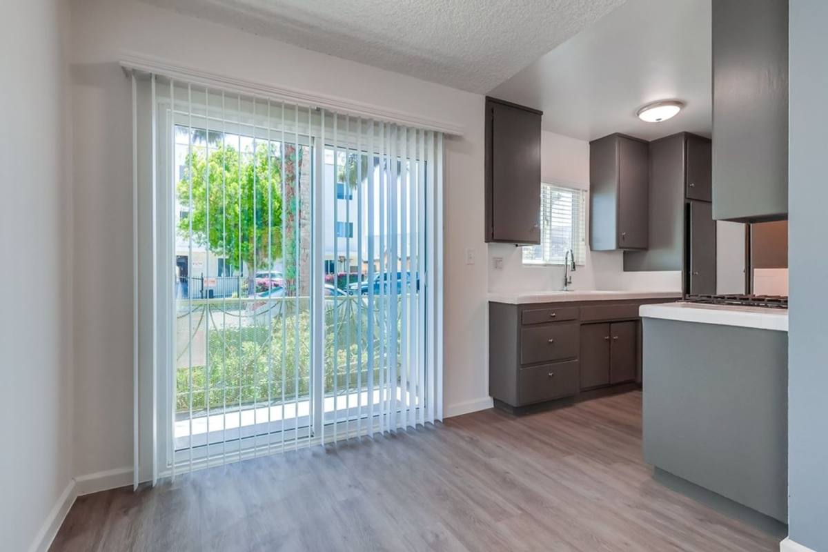 Apartment for rent at 6803 Brynhurst Ave, Los Angeles, CA 90043