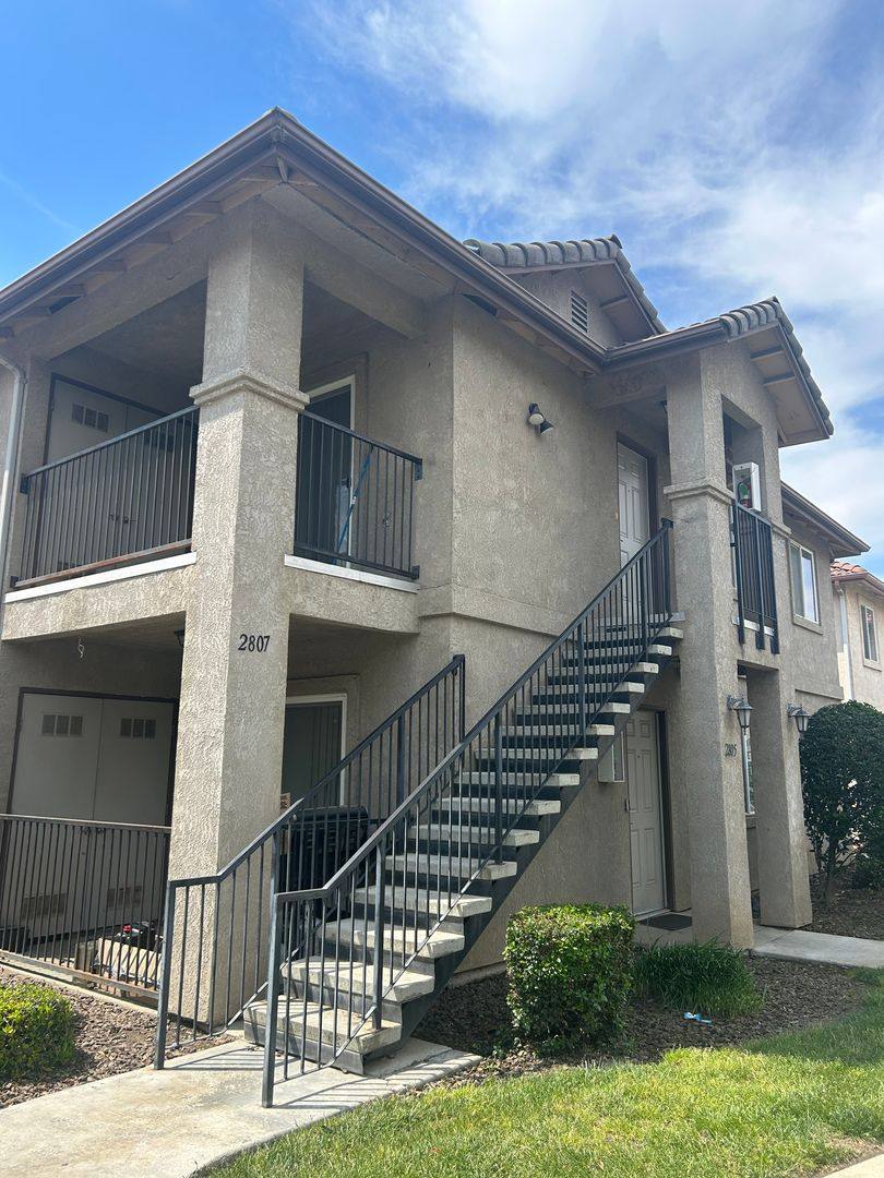 Apartment for rent at 2510 W Oriole - 2807 N Zachary, Visalia, CA 93291