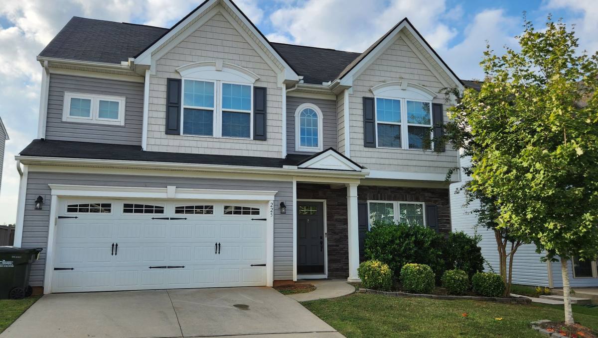 House for rent at 225 Sandusky Lane, Simpsonville, SC 29680