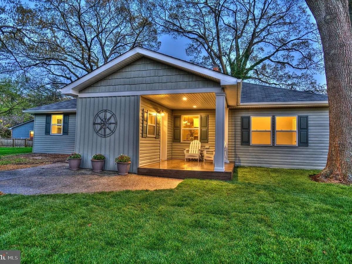 House for rent at 211 Sillery Bay Rd, Pasadena, MD 21122