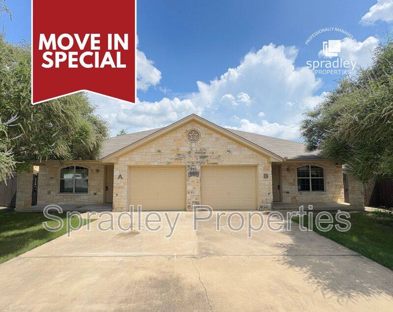 Townhouse for rent at 715A E Ridge Blvd, Temple, TX 76502