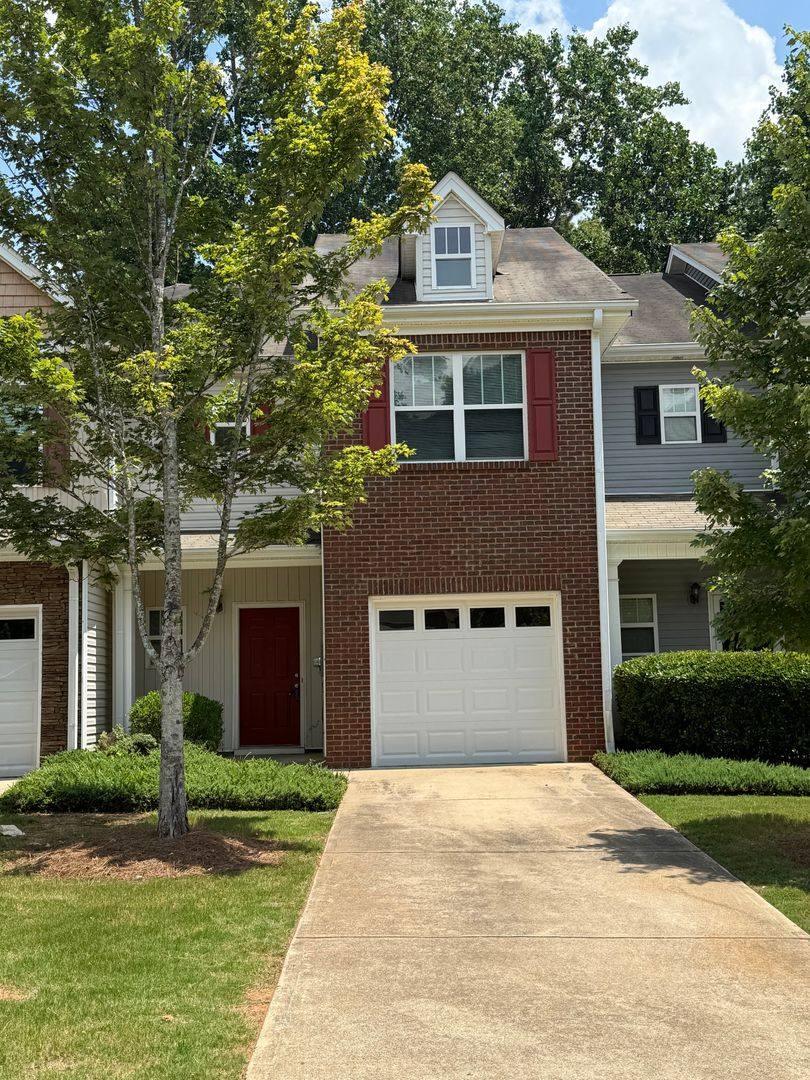 Townhouse for rent at 252 Ridge Mill Dr, Acworth, GA 30102