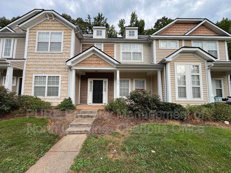 Townhouse for rent at 1073 Constitution Park Blvd, Rock Hill, SC 29732