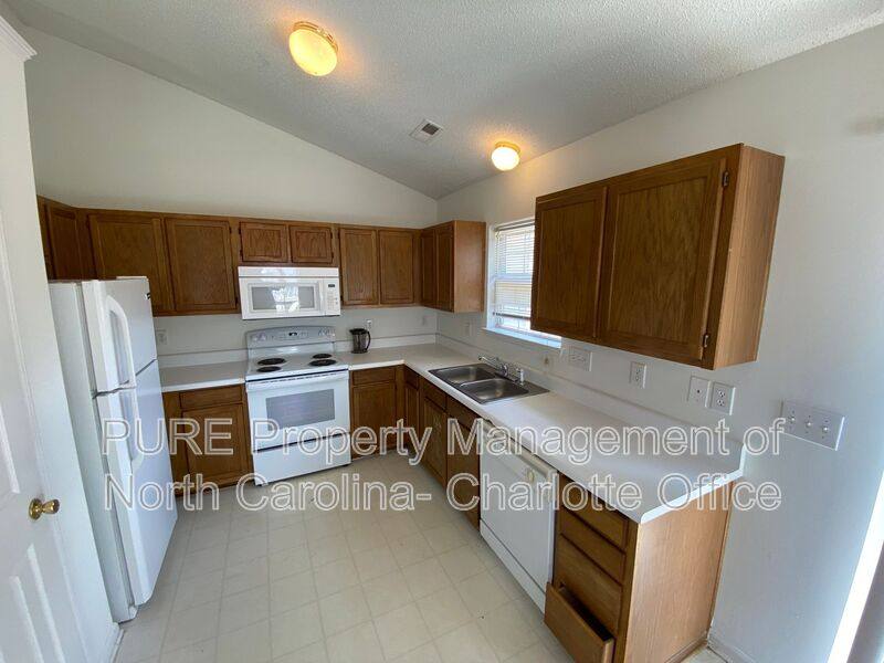 House for rent at 4111 Bryan Furr Dr, Charlotte, NC 28216