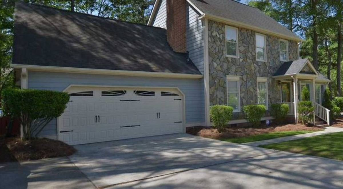 House for rent at 300 Brook Hollow Dr, Columbia, SC 29229