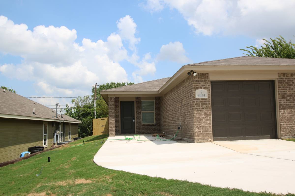 Apartment for rent at 8032-8034 Arbor Ave, Fort Worth, TX 76116