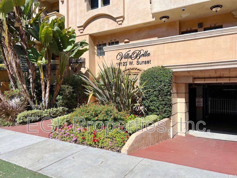 Condo for rent at 16123 W Sunset Blvd #304, Pacific Palisades, CA 90272