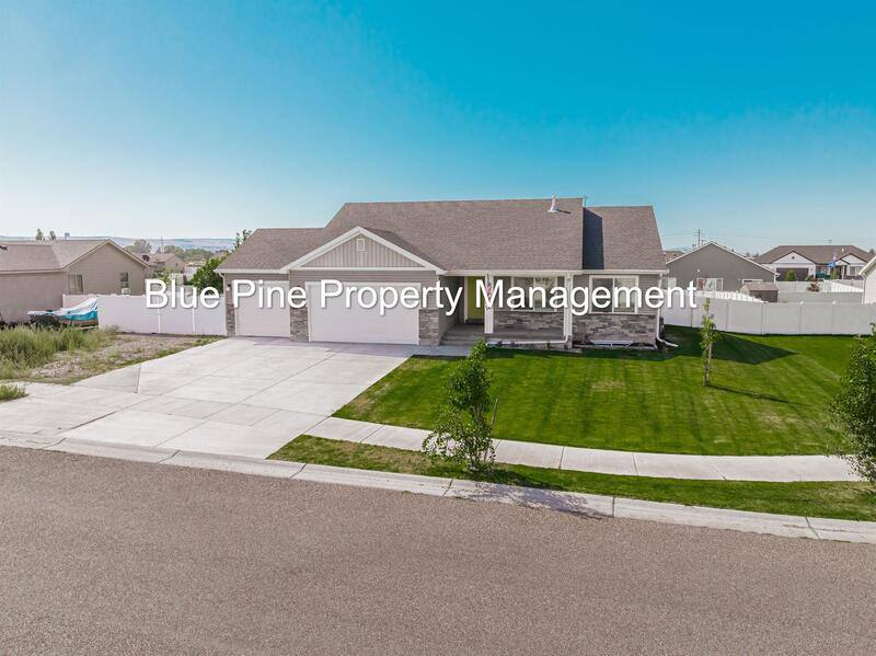 House for rent at 3002 Sandy Dr, Idaho Falls, ID 83401