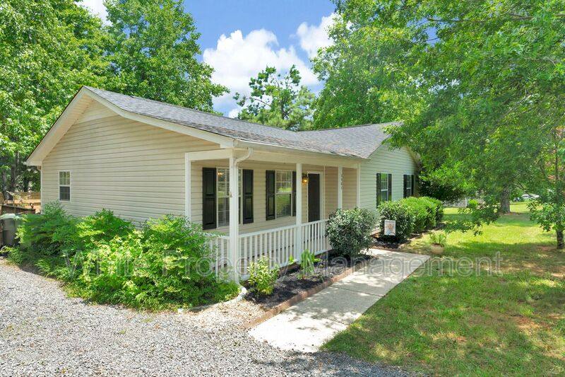 House for rent at 3501 Sassafras Trail, Waxhaw, NC 28173