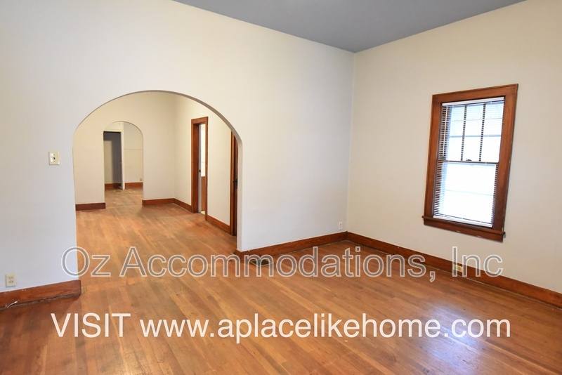 House for rent at 510 Elizabeth Ave, Kansas City, KS 66101