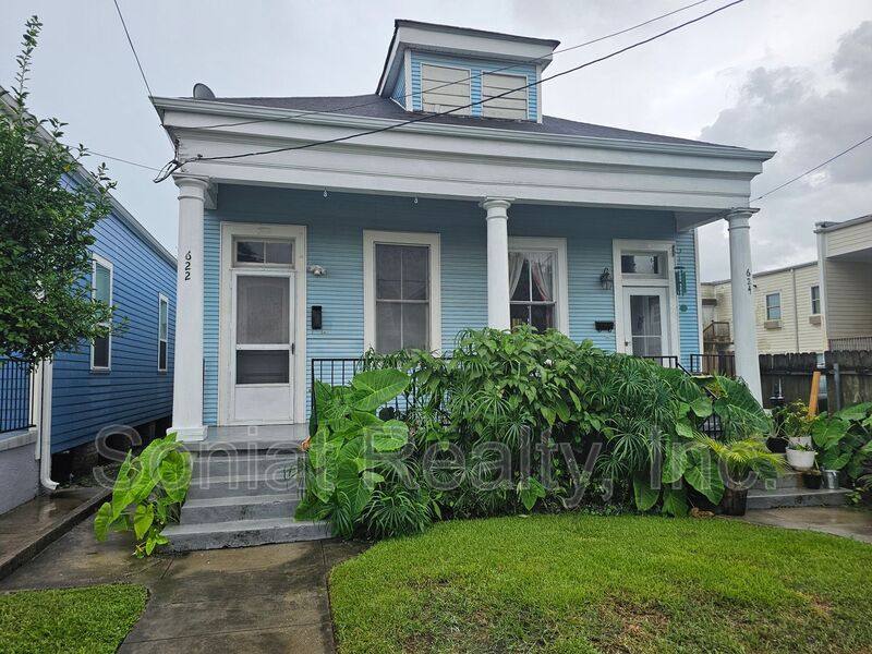 Apartment for rent at 622 S Scott St, New Orleans, LA 70119