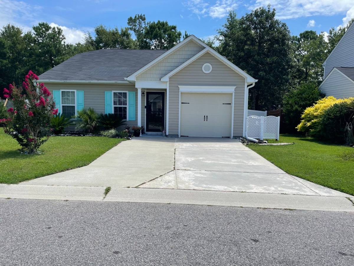 House for rent at 1516 Round Ridge Rd, Bolivia, NC 28422