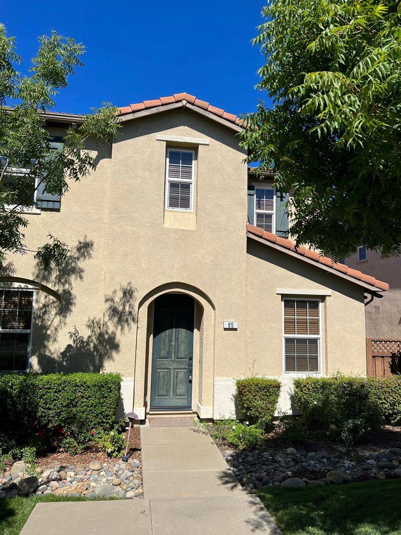House for rent at 85 Sluice Way, Folsom, CA 95630