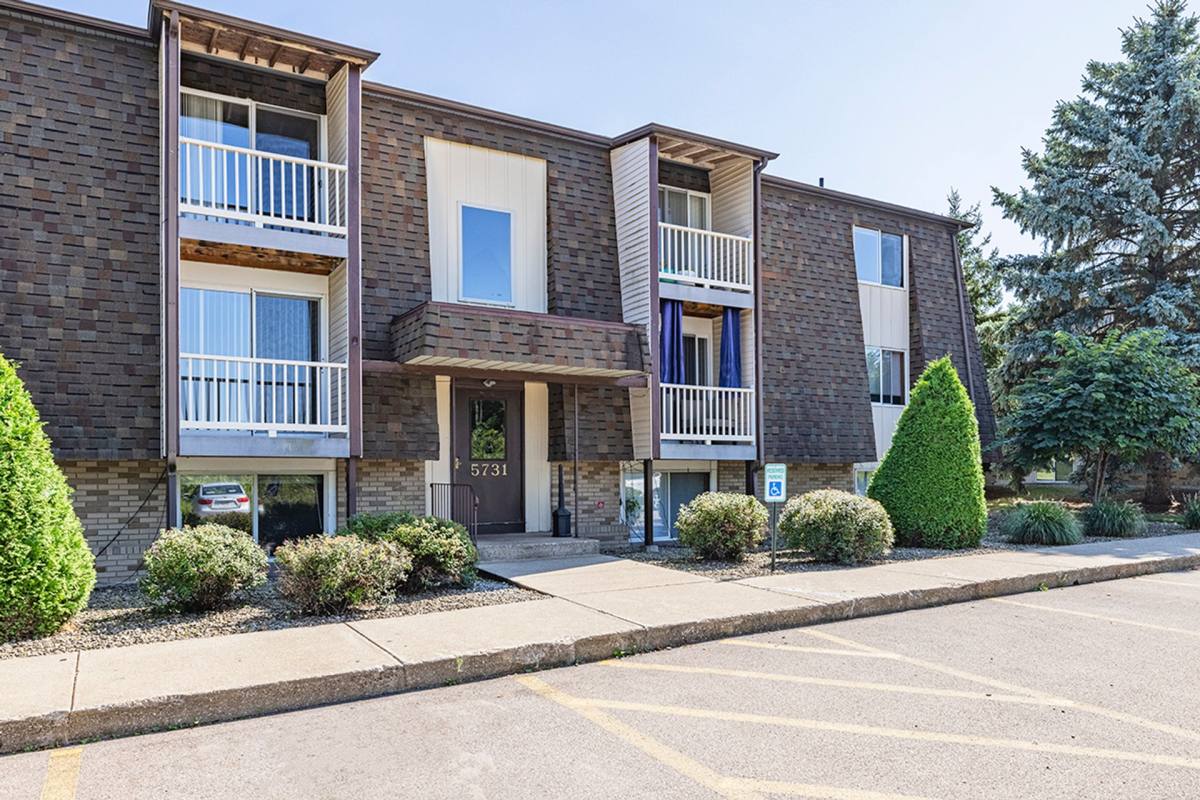 Apartment for rent at 610 Young Rd, Erie, PA 16509