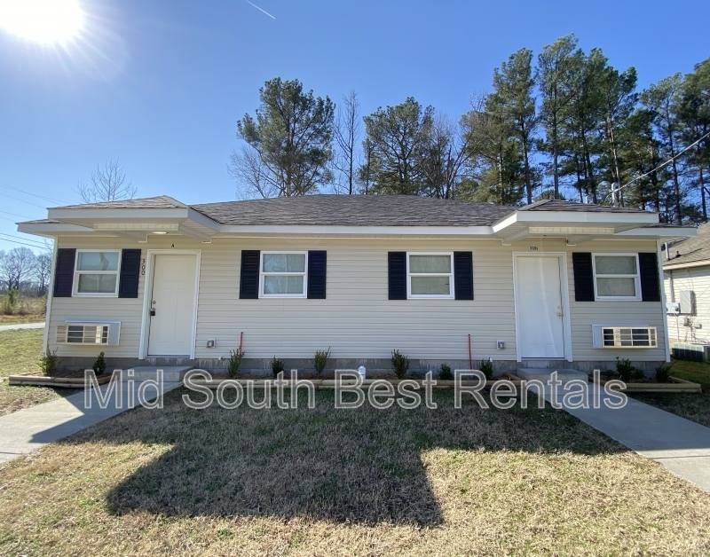 House for rent at 300 Clint Rd #B, Jacksonville, AR 72076