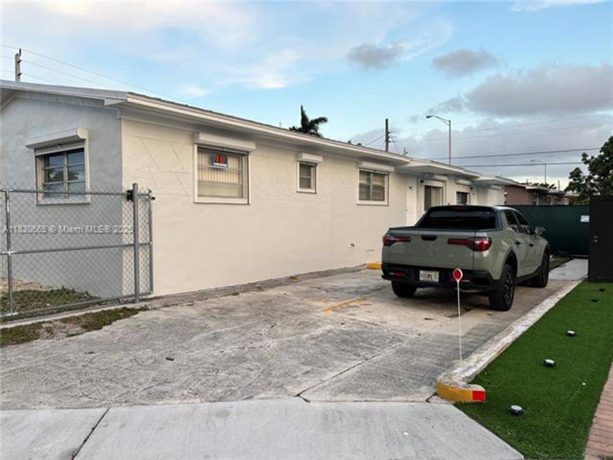 House for rent at 994 SE 2nd Place, Hialeah, FL 33010