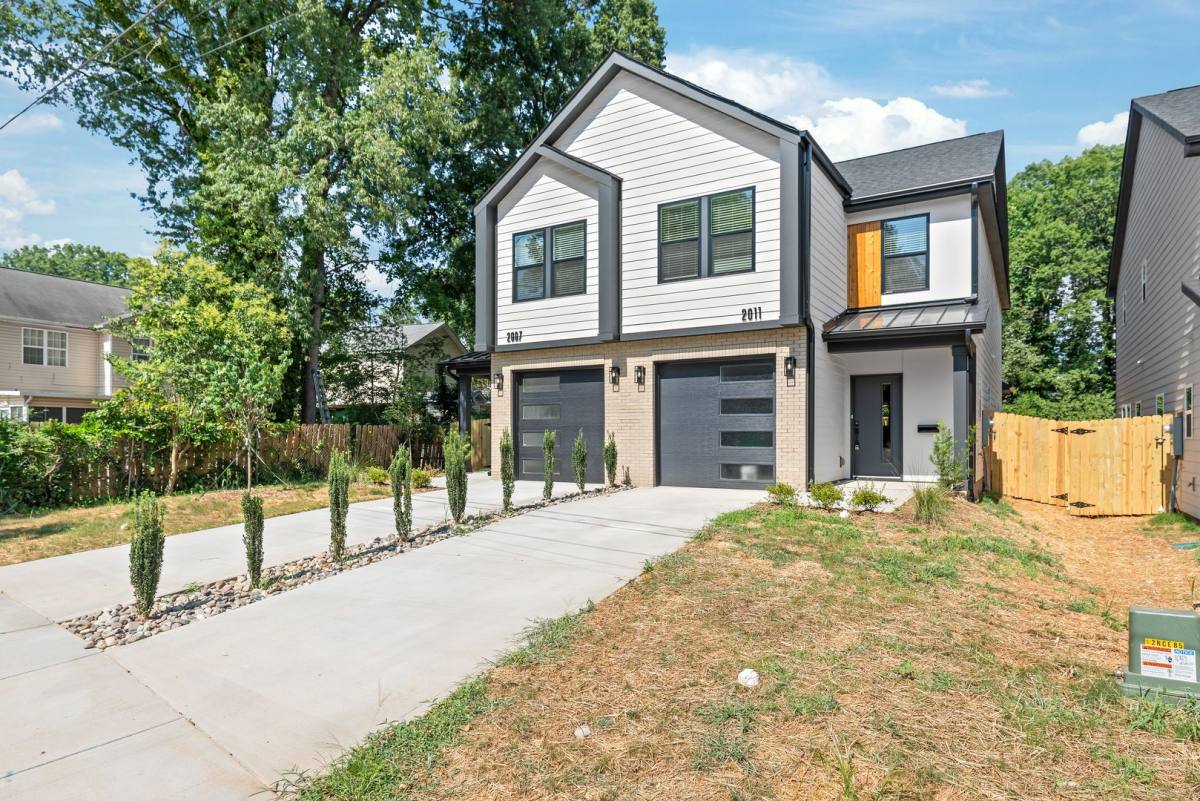 Townhouse for rent at 2011 Wilson Ave, Charlotte, NC 28208