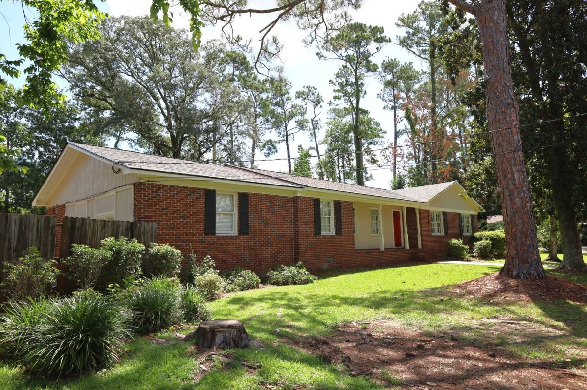 House for rent at 1102 Kimberly Dr, Valdosta, GA 31602