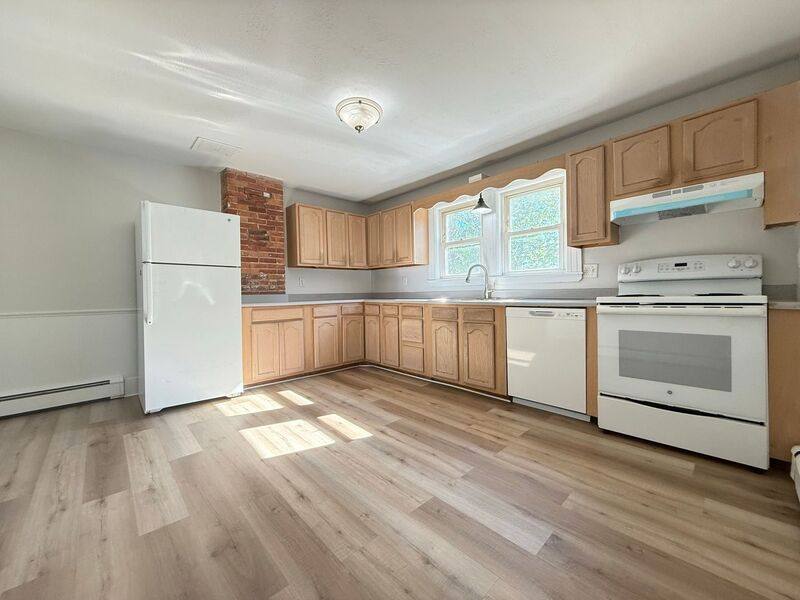 Apartment for rent at 208-210 Main St, Somersworth, NH 03878