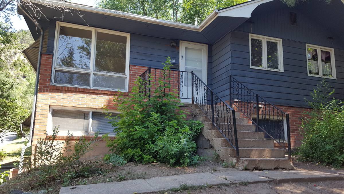 Apartment for rent at 206 Laurel, Glenwood Springs, CO 81601