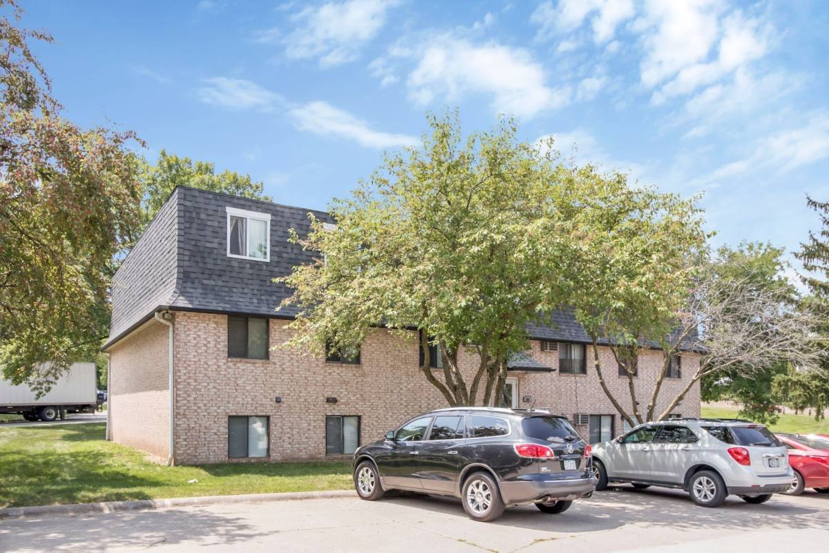 Apartment for rent at 302 Finkbine Lane, Iowa City, IA 52246